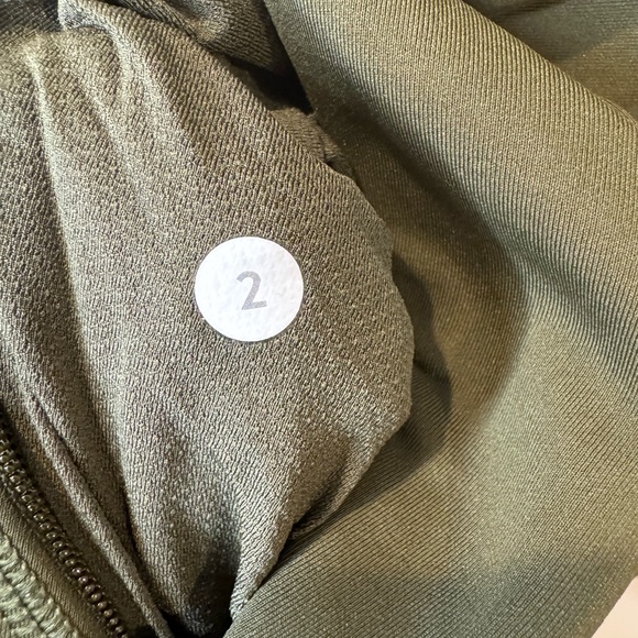 Lululemon Olive Green Long Sleeve Quarter Zip Long Sleeve 2 - Picture 5 of 8
